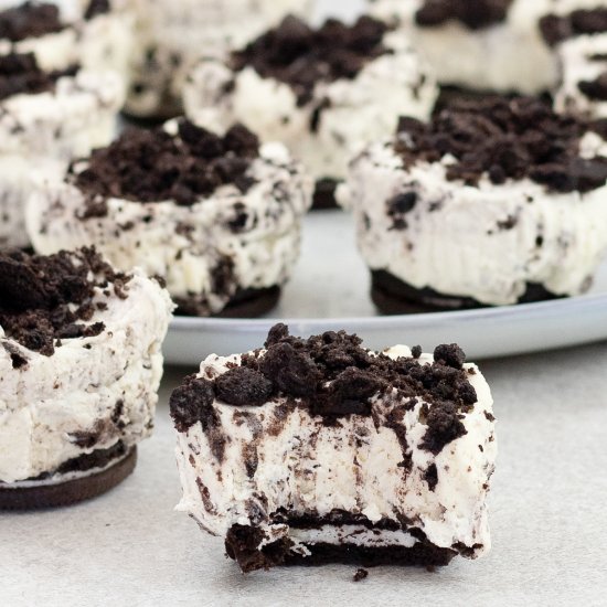 Oreo Cheesecake Bites