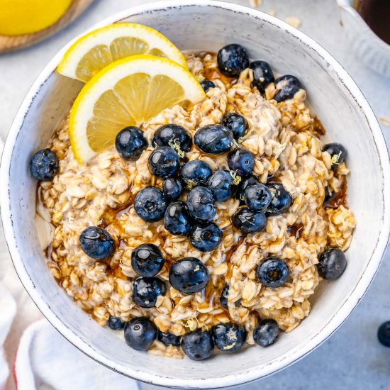 BLUEBERRY OVERNIGHT OATMEAL