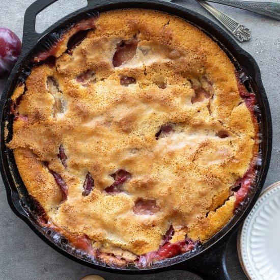 Easy Plum Cobbler