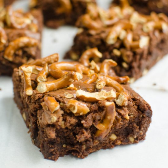 Peanut Butter Pretzel Brownies