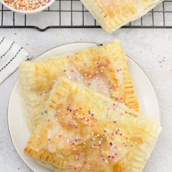 Homemade Strawberry Pop Tarts