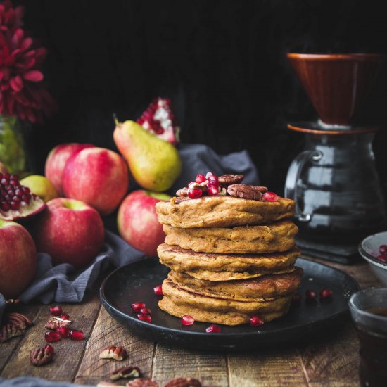 Fluffy Vegan Pumpkin Pancakes