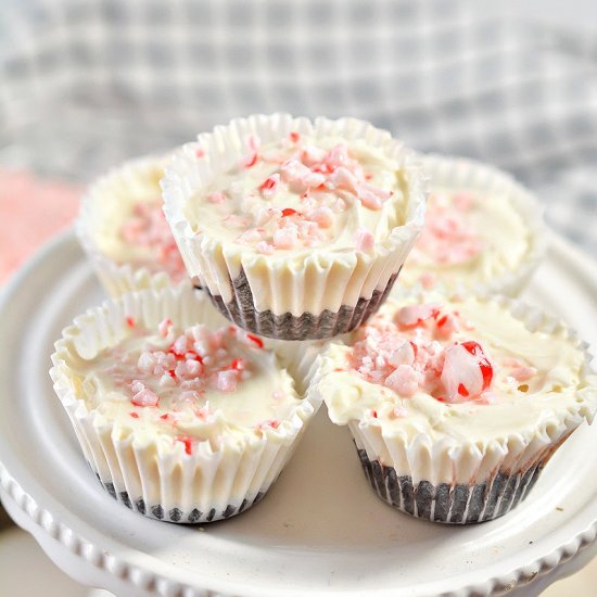 KETO PEPPERMINT CHEESECAKE CUPS