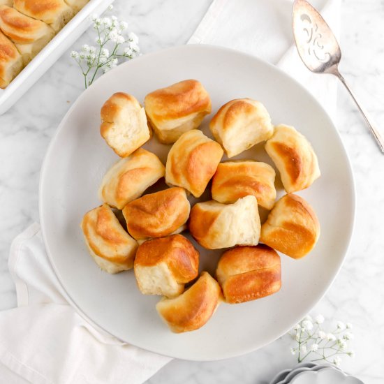 Pull-Apart Dinner Rolls