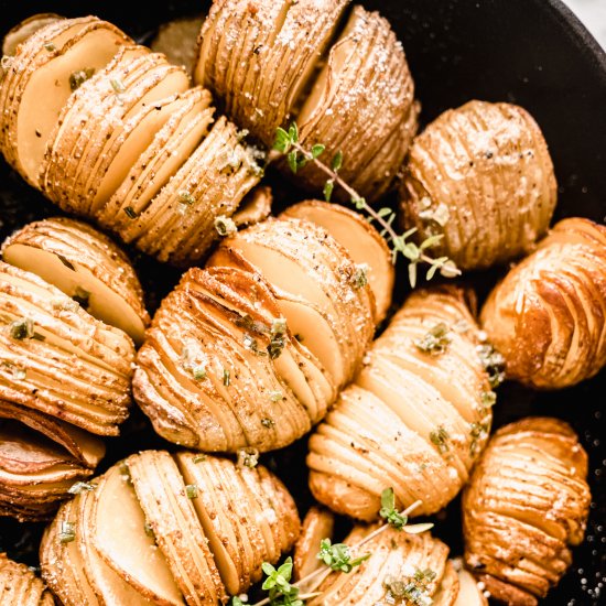 Parmesan Hasselback potatoes