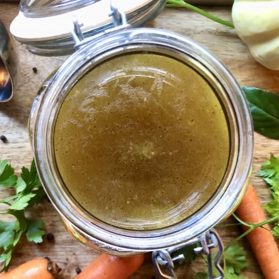 homemade roasted turkey stock