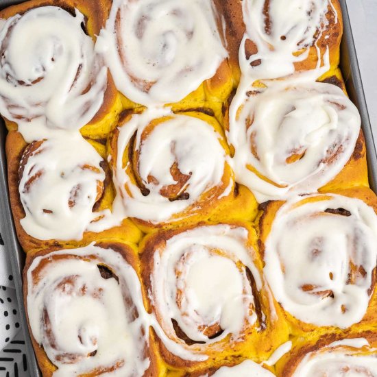 Pumpkin Cinnamon Rolls