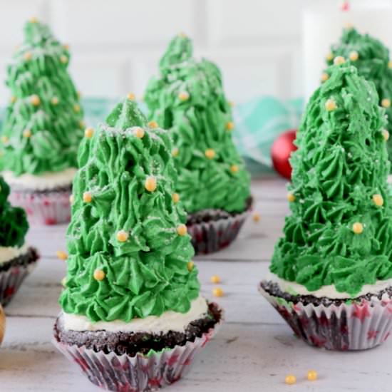 Christmas Tree Cupcakes