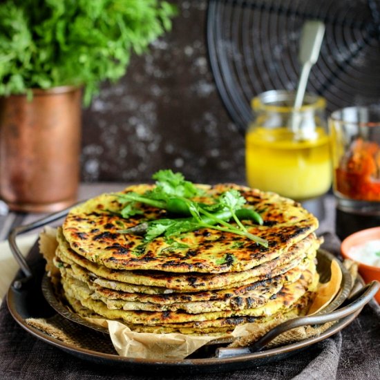 missi roti / chickpea flour bread