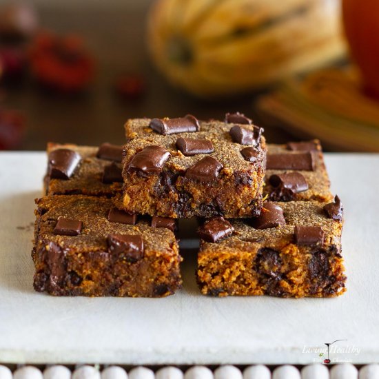 Healthy Pumpkin Blondies