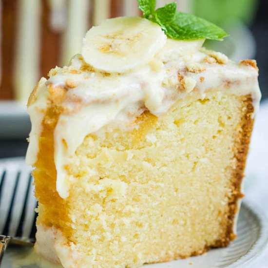 Banana Pudding PoundCake w/ Amarett