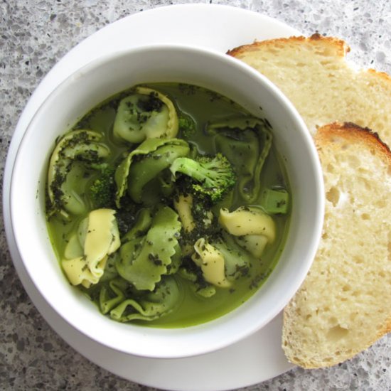 Green Tortellini Soup