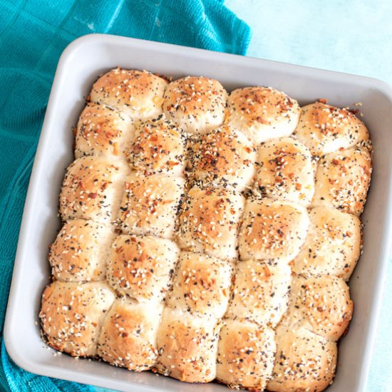 Vegan Dinner Rolls