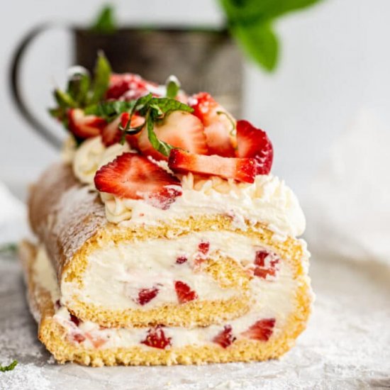 Strawberry & Mascarpone Swiss Roll