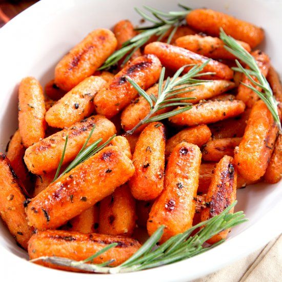 Roasted Rosemary Carrots