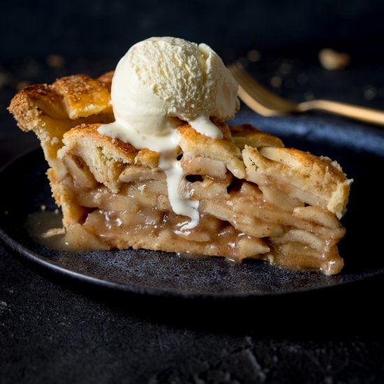 Deep Dish Apple Pie