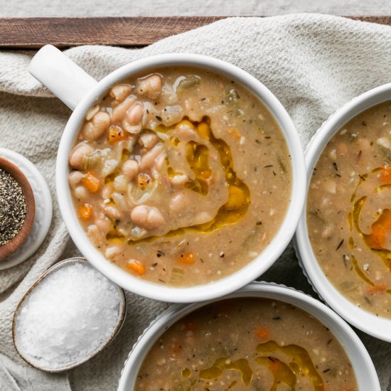 Instant Pot Navy Bean Soup