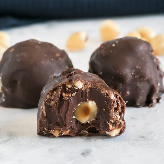 Keto Hazelnut Chocolate Candy Balls