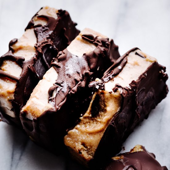 XL SALTED CARAMEL CHOCOLATE BARS