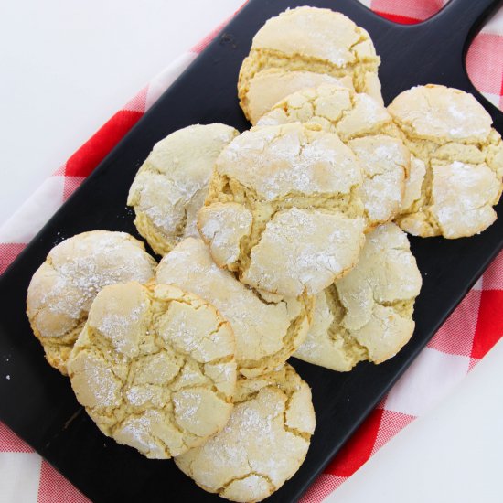 Vanilla Crinkle Cookies