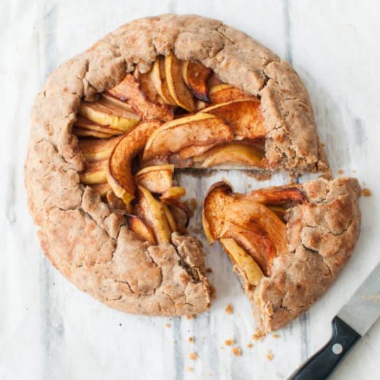 THE BEST VEGAN APPLE GALETTE