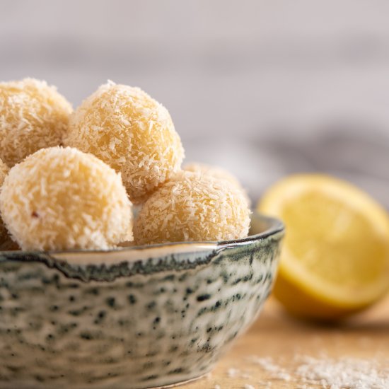 Lemon Cheesecake Bliss Balls