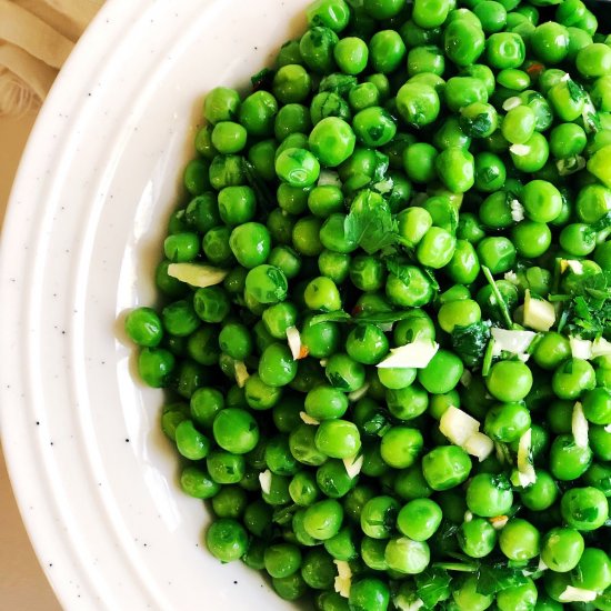 Italian Peas with Garlic & Parsley