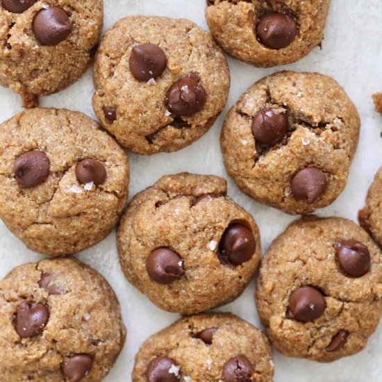 Vegan Chocolate Chip Cookies