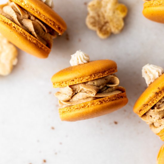 Pumpkin Pie Macarons