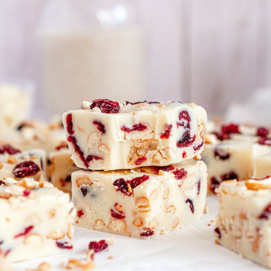 Vegan White Chocolate Fudge