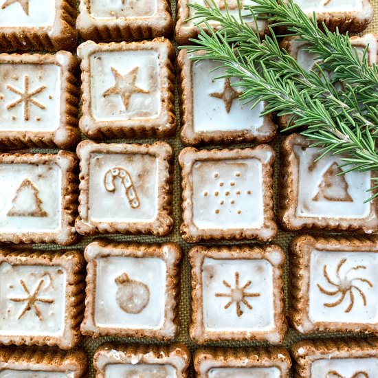 Soft Gingerbread Cookies