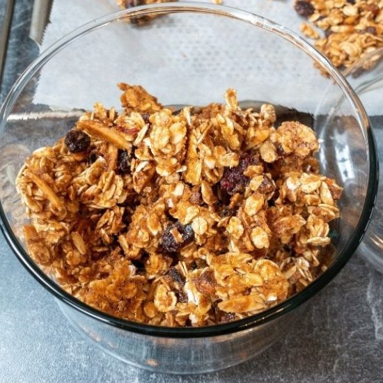 Easy Biscoff Granola