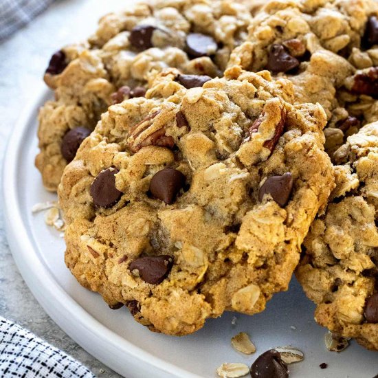 Oatmeal Chocolate Chip Cookies