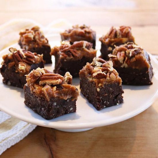 Turtle Brownie Bites