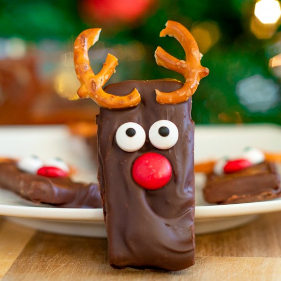 Reindeer Dipped Graham Crackers