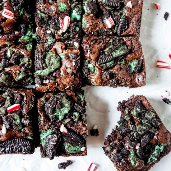 Peppermint Oreo Brownies