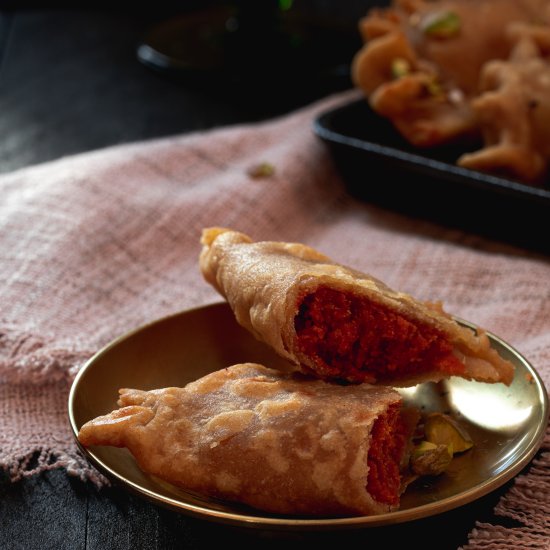 Hyderabadi Halwa Puris