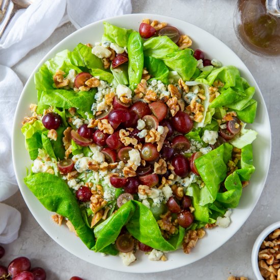 Butter Lettuce Salad with Grapes