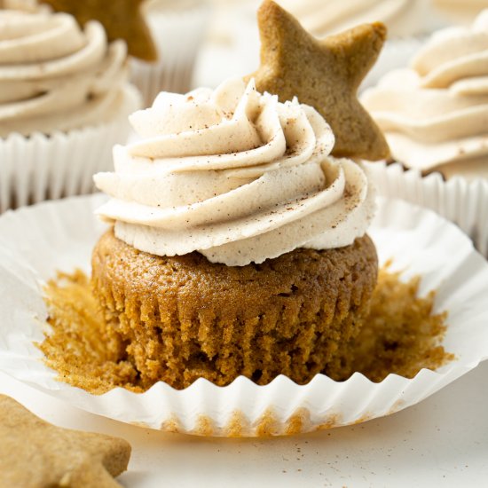 Vegan Gingerbread Cupcakes