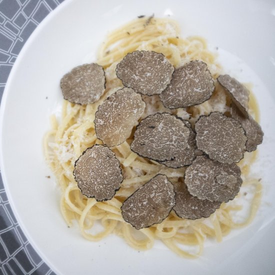 Black truffle pasta with aged chees