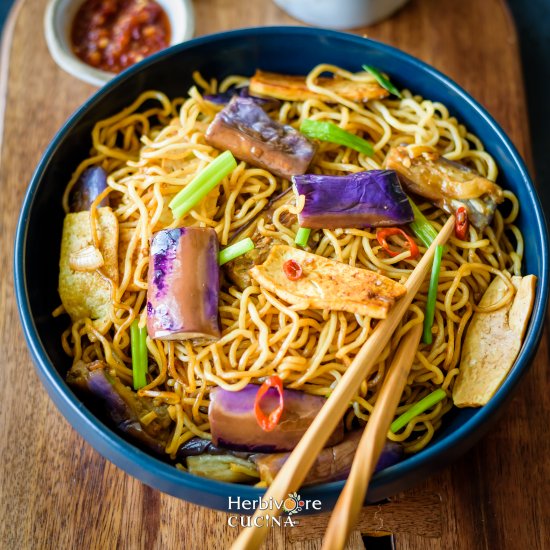 Vegan Sichuan Eggplant Noodles