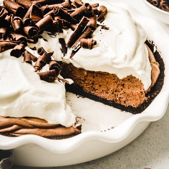 No-bake chocolate mousse pie