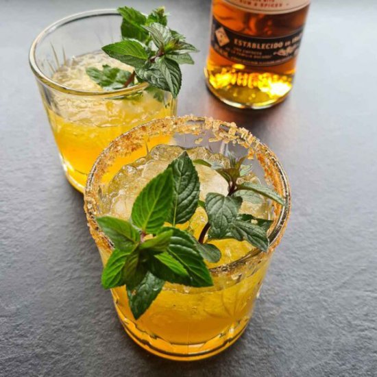 Dark Rum Spiced Mojito