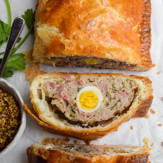 Giant Garland Sausage Roll