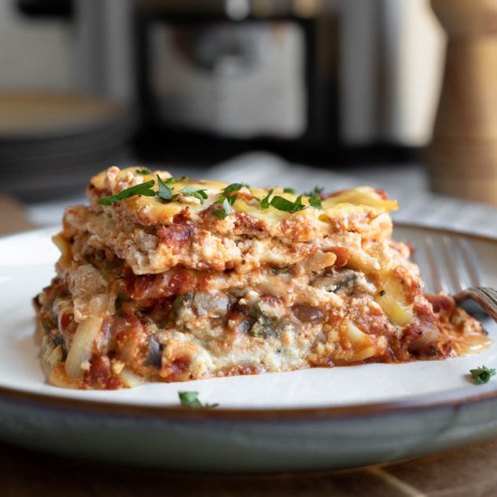 Vegan Crockpot Lasagna