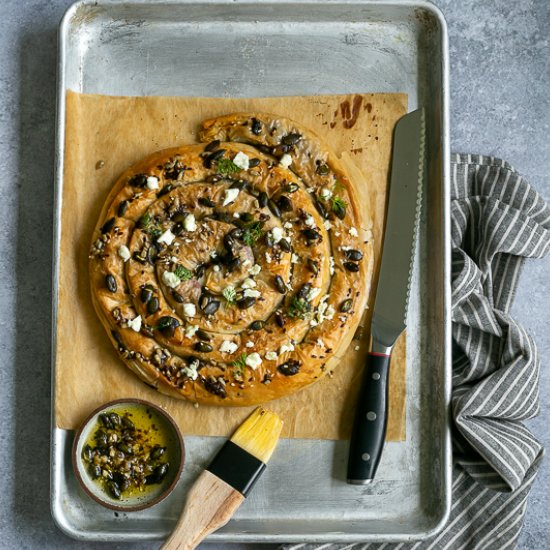 Red Cabbage Spiral Pie