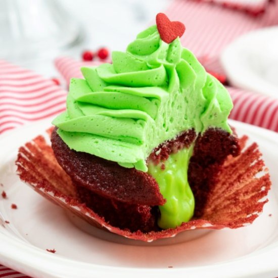 Fun-Filled Grinch Cupcakes