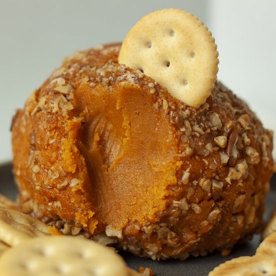 Easy Vegan Cheese ball