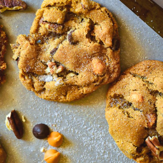 Soft Molasses Cookies