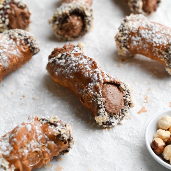 Nutella Cannoli